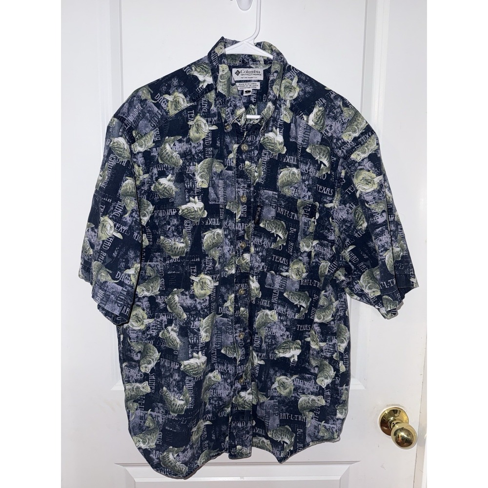 Columbia Sportswear Bass Fish Shirt Men Size Large Blue Short Sleeve Button Down
